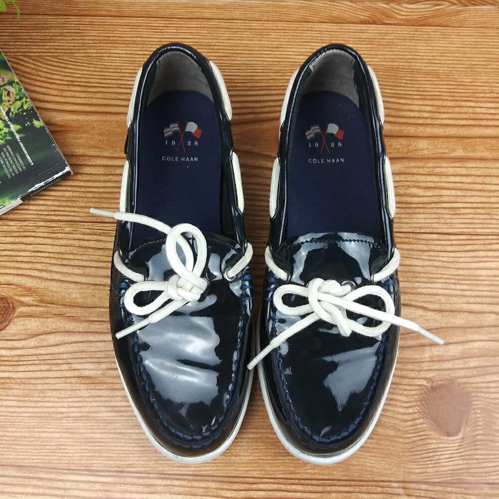 Cole Haan women's shoes Nantucket Camp Moccasin Navy blue size 6 Nautica